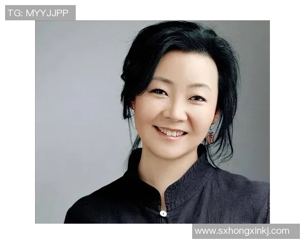 国外足球明星女友揭秘她们的爱情故事与生活点滴大公开